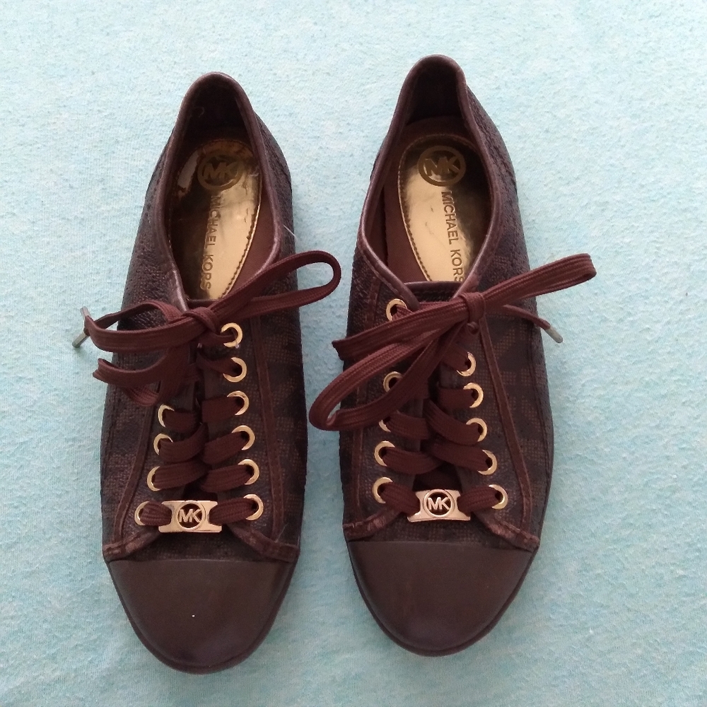 Michael kor sneaker